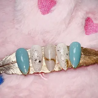 ネイル DOMI　NAIL 💅🏻のネイルデザイン