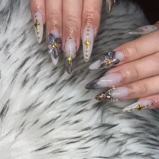 ネイル la vie  Luire所属・la vie Luire ｱｽｶのネイルデザイン