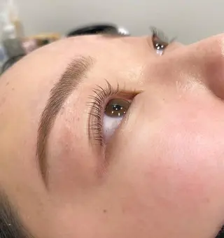 矢澤 まなみの眉毛・アイブロウイメージ