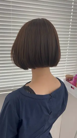 ショート カラー エフェクトブリーチ／ レイヤーカット／翔のヘアスタイル