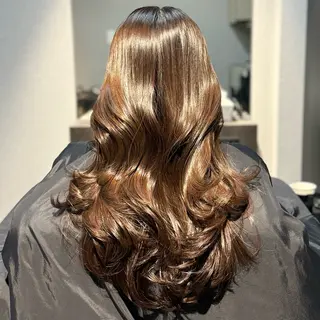 ロング カラー ブリーチなし Ⅰ 髪質改善カラーのヘアスタイル