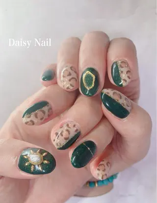 ネイル Daisy Nail所属・Daisy Nailのネイルデザイン