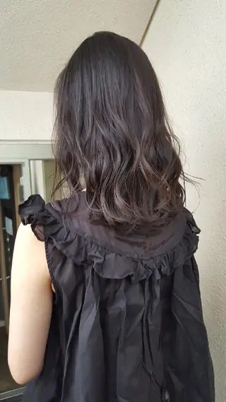 ミディアム カラー 🔳髪質改善🔳 岡本陽のヘアスタイル