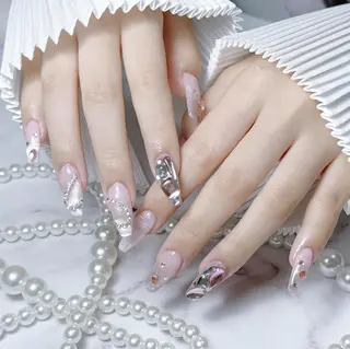 ネイル 🌈Yun nail hyejin💋のネイルデザイン