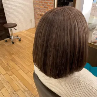 ショート カラー 濱口 由華のヘアスタイル