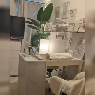 ネイル ネイリストゆか💅 長さだし、深爪矯正のネイルデザイン