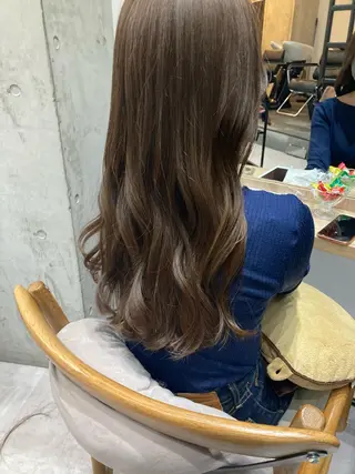 ロング ✨色持ちの良い艶 カラー✨蟹江真世のヘアスタイル