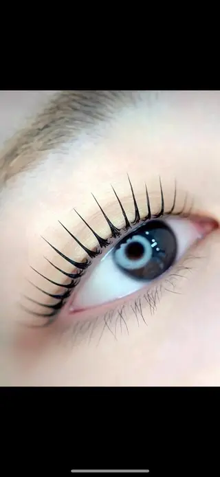 マツエク・マツパ maru.武蔵小杉所属・米澤 maru.の眉毛・アイブロウイメージ