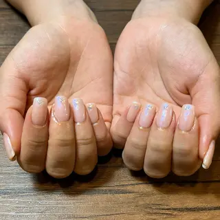 ネイル HENRIETTA NAILSALONのネイルデザイン