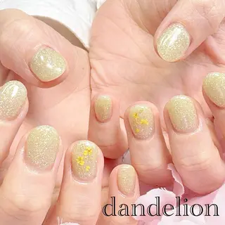 ネイル dandelion ダンデライオンのネイルデザイン