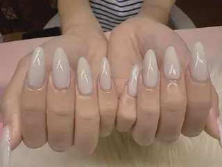 ネイル Amoureuse Satomiのネイルデザイン