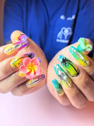 ネイル ナツインフィニティ ネイルズ（なつ）のネイルデザイン