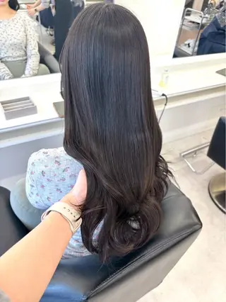 ロング カラー ParveMix 岡本えりかのヘアスタイル