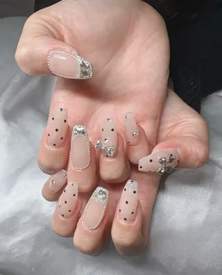 ネイル Lee Nailsのネイルデザイン