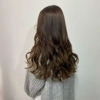 ロング カラー EKOLU所属・髪質改善サロン🫧 戎谷栞菜のヘアスタイル