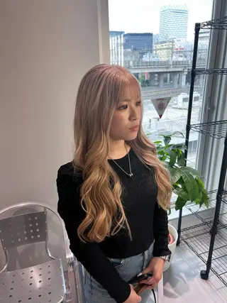 セミロング カラー R/🤎 パーマ＆ブリーチ🔥のヘアスタイル