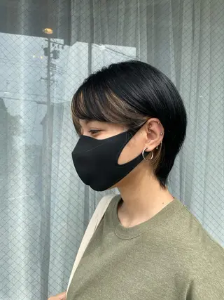 ショート カラー 高浜 夕海のヘアスタイル