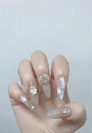 ロング ネイル 長さ出し専門 nynaのネイルデザイン