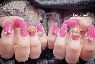 ネイル She   Nail所属・ISA_ BELLAのネイルデザイン