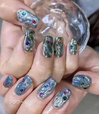 ネイル フラワー ムーンのネイルデザイン