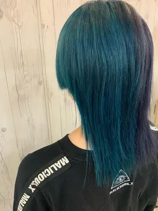 セミロング カラー ヘアアレンジ 今村公介 ブリーチ特化、派手髪のヘアスタイル