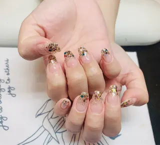 ネイル Kaka_ パラジェル、長さだしのネイルデザイン