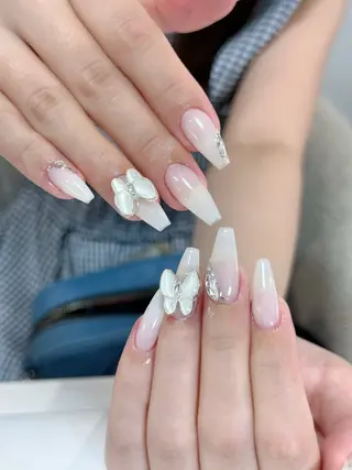 ネイル Julli NailStudioのネイルデザイン