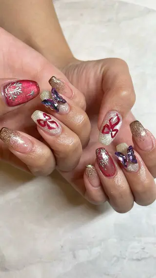 ネイル revia所属・ERI Nailistのネイルデザイン