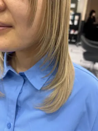 ミディアム 🍊小川実里🍊 /カラーレイヤーのヘアスタイル