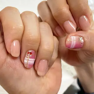 ネイル nail.gorin所属・吉村 優子のネイルデザイン