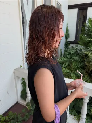 セミロング カラー 江原 彩華のヘアスタイル