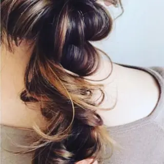 ミディアム カラー パーマ ヘアアレンジ メンズ キッズ ネイル マツエク・マツパ premier modelsのヘアスタイル