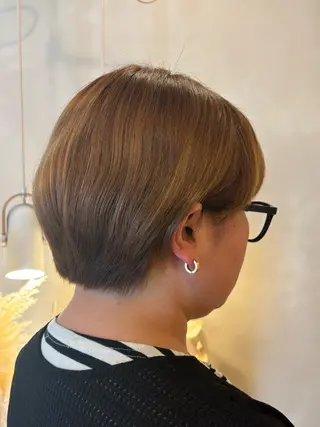 ショート シンバヒナノ/パーマ レイヤーカット/ボブのヘアスタイル