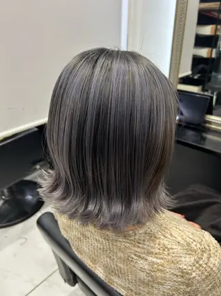 ショート カラー 長田 麻友子のヘアスタイル