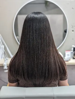 ロング 浦上 汐里のヘアスタイル