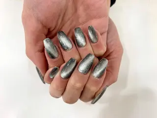 セミロング Kono Nanamiのネイルデザイン