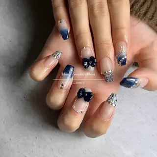 ネイル GRANDE OSU Anna 🧸💛のネイルデザイン