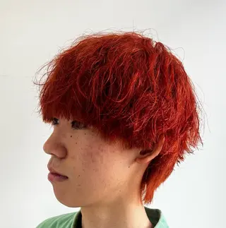 カラー メンズ ダブルカラー寒色系 ボリューム改善ハヤトのヘアスタイル