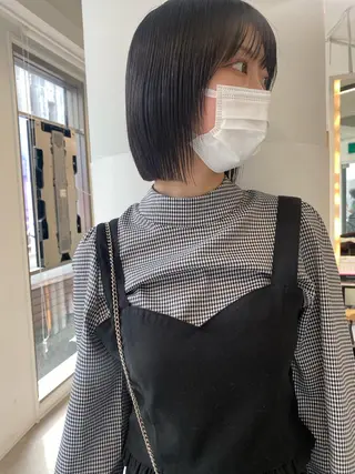 ショート カラー センターパート/ 暖色カラーayuのヘアスタイル