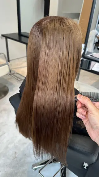 ロング 縮毛矯正  髪質改善 酸性ストレート特化のヘアスタイル