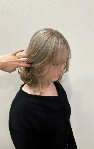 ミディアム 赤み消し特化/ 藤本 彩果のヘアスタイル