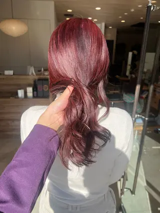 セミロング カラー Oasisgarden所属・レイヤー/ブリーチ MOMOのヘアスタイル