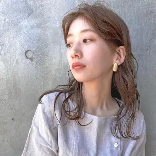 セミロング カラー パーマ ヘアアレンジ 【ダメージレス施術】 【透明感】北村 拓也のヘアスタイル