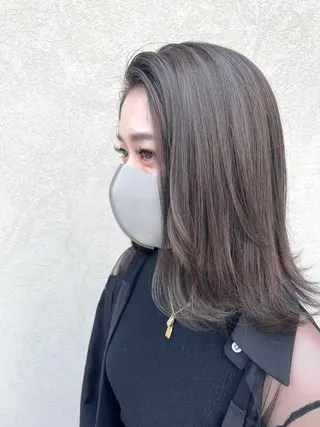 ミディアム カラー 渡辺 瑠美のヘアスタイル