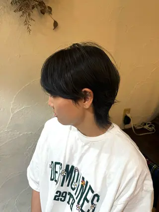 ショート カラー Hair musee 柱店所属・浦野 妃菜のヘアスタイル