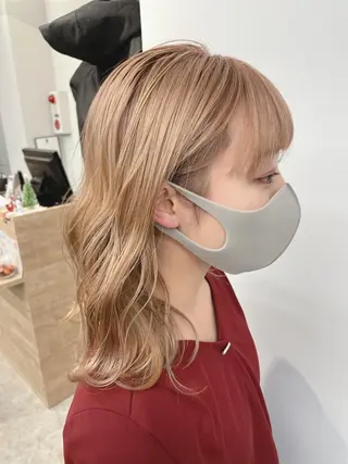 セミロング SAEKI【ior 】北千住店ブリーチのヘアスタイル