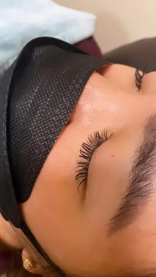 マツエク・マツパ G LUX(ジールクス)所属・清水 まなのマツエク・マツパデザイン