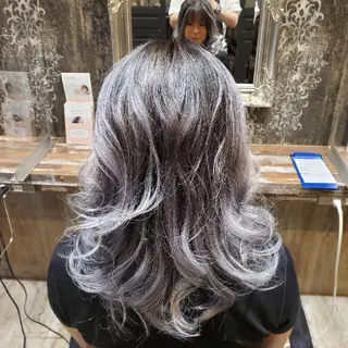 カラー HAIRMAKE y21青葉台所属・鈴木 那由人のヘアスタイル