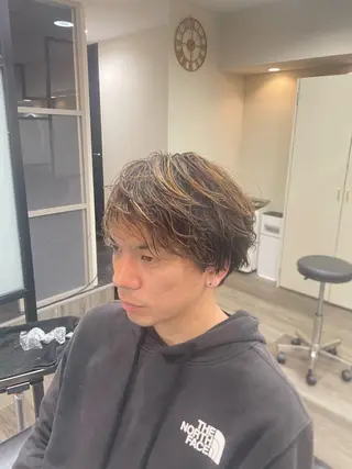 パーマ メンズ 樅木 恒毅のヘアスタイル