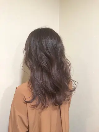 セミロング カラー 工藤 綾華のヘアスタイル